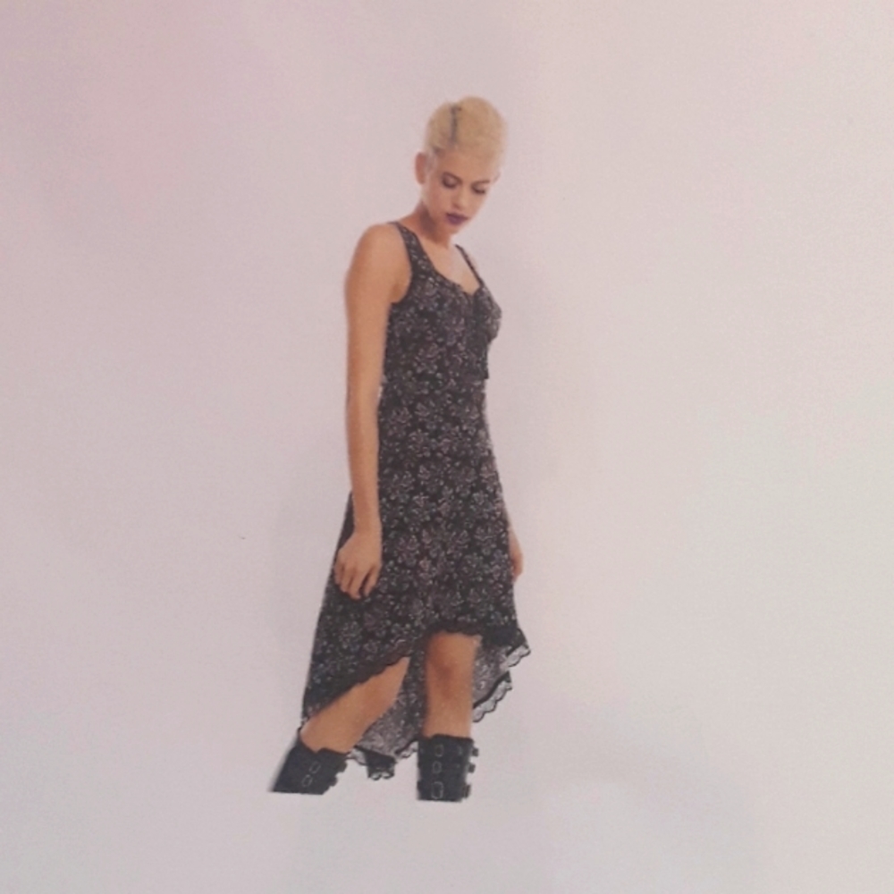 Hot Topic Vintage Look Purple Rose HiLow Hem Dress